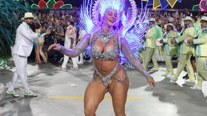 Paolla Oliveira se despediu do posto de rainha da bateria da Grande Rio no Carnaval 2025 - Fotoarena / Folhapress