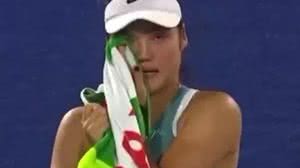 Tenista que reconheceu stalker relata pânico em quadra - Reprodução / X @lisa_talking