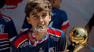 Reprodução / Redes sociais de Ezequiel