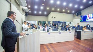 Parlamentares defendem ações de acolhimento a pessoas em situação de rua e mais atenção das forças policiais para conter tentativas de assaltos e roubos - Foto: Ascom CMM