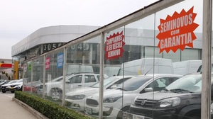 Houve retração para veículos leves e pesados; motocicletas destoaram - Foto: Rovena Rosa/ Agência Brasil