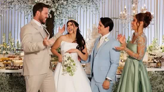 Lucas e Thuani se casaram neste sábado. Maíra Cardi e Thiago Nigro aparecem na foto ao lado dos noivos - Reprodução / Instagram @thiago.nigro