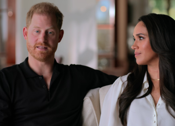 Harry e Meghan ficaram 'surpresos' com a carta do Rei Charles sobre a realeza