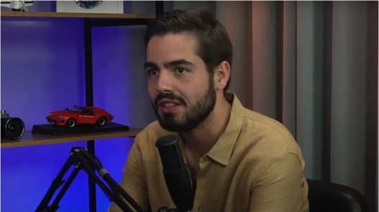 João Silva, apresentador - Foto: Reprodução/Youtube