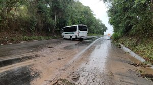 Veículo sobrou na pista, mas ninguém ficou ferido - Foto: Cortesia ao TNH1