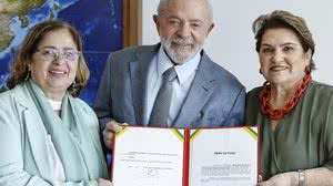 Cida Gonçalves, Lula e Márcia Lopes, nomeada como nova ministra das Mulheres - Ricardo Stuckert / Presidência da República