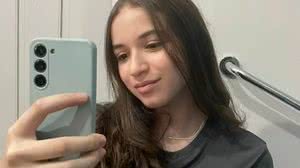 Melissa Campos, de 14 anos, foi esfaqueada na sala de aula - Reprodução ; Instagram @rosana.agreli