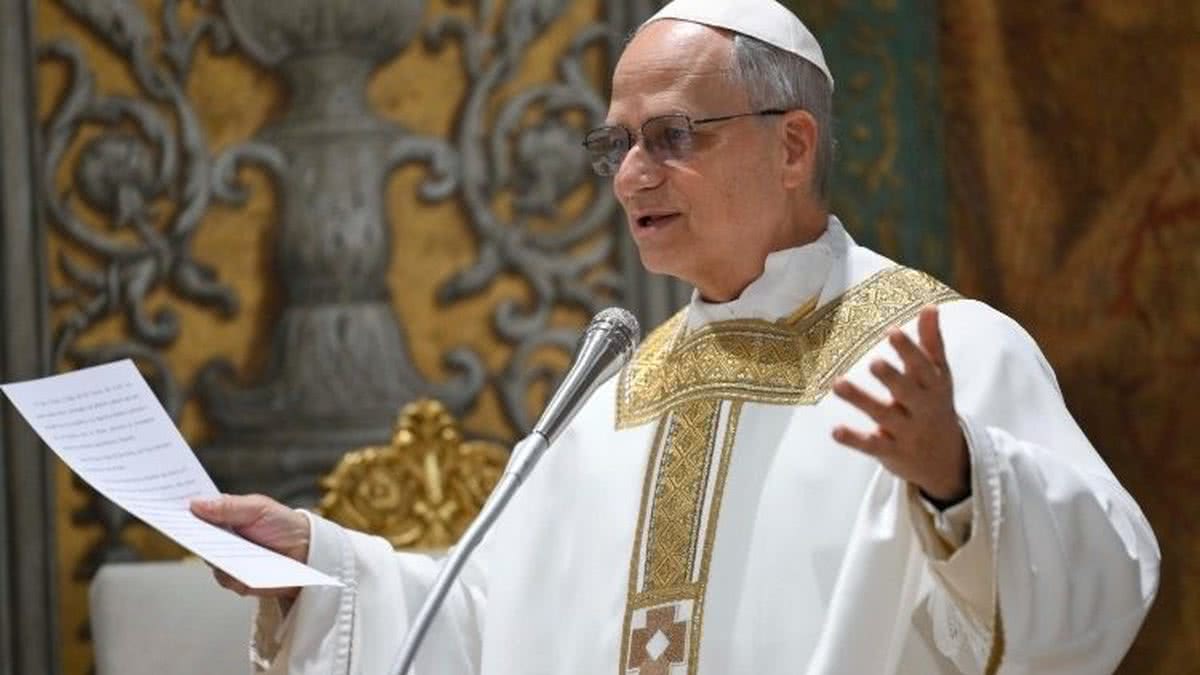 Papa Leão 14 recebe diagnóstico de câncer de pulmão após cirurgia