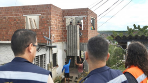 26 famílias solicitaram apoio logístico para deixarem suas residências - Foto: Hélia Scheppa/Prefeitura do Recife