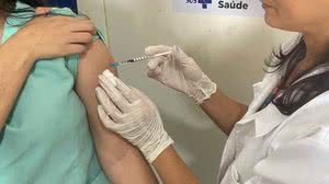 Vacinação contra Influenza e Pneumonia é ampliada para pacientes acamados - Reprodução / Secom Maceió