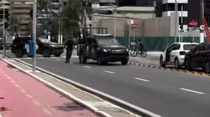 Ação do Bope chama atenção na orla da Ponta Verde - Reprodução / Instagram @ramon.viaana