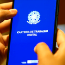 Os interessados devem comparecer ao local munidos de RG, CPF, currículo atualizado e demais documentos exigidos para cada vaga. - Foto: Agência Brasil