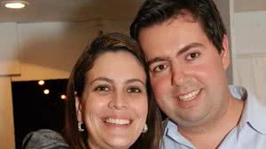 Fernanda Morales Teixeira Barroso e o marido, Hércules, em foto publicada nas redes em 2012 - Reprodução / Redes sociais