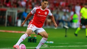 Imagem Brasileiros rumo à Europa: transferências estratégicas no verão de 2025