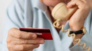 Comissão aprova pena maior para estelionato contra idoso a partir dos 60 anos - Febraban