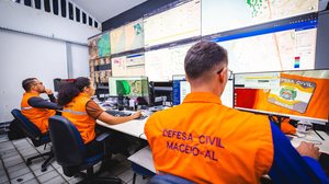 Mensagem será enviada como teste para ativar o novo sistema de alerta em Maceió - Foto: Jonathan Lins/Secom Maceió