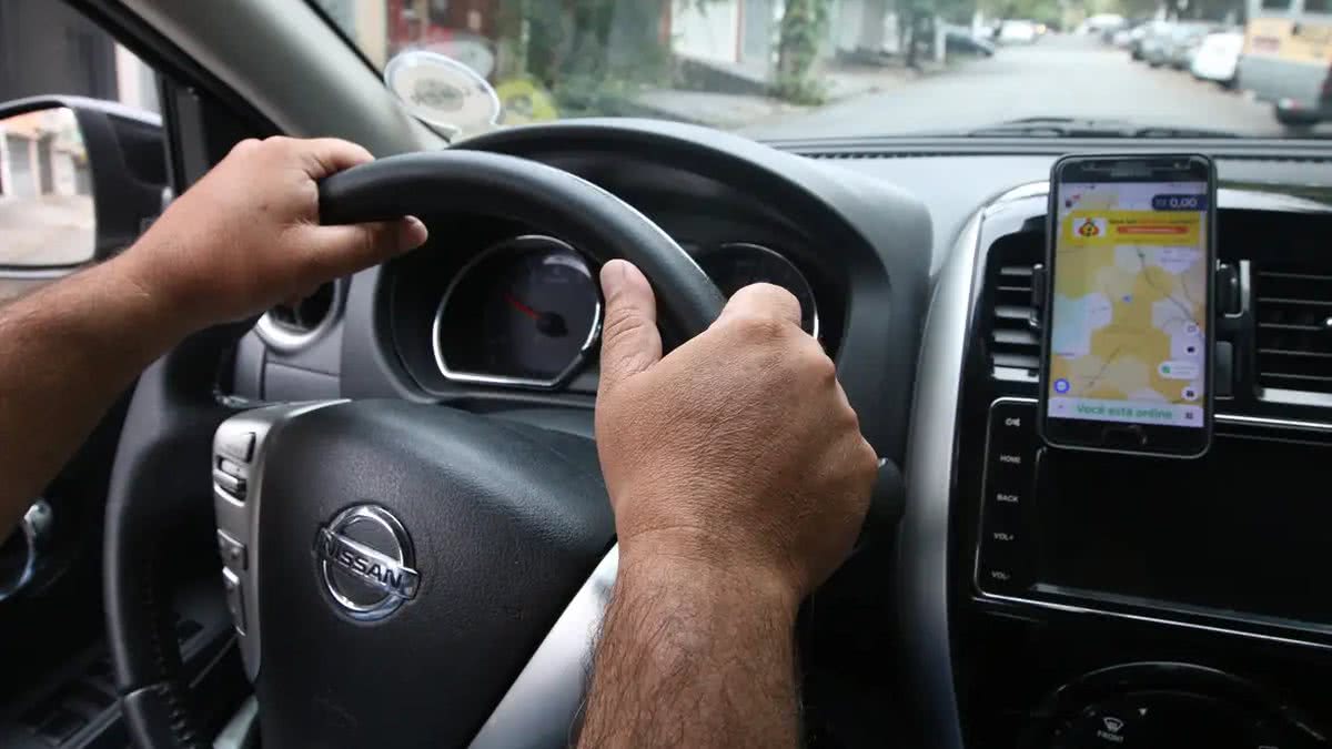 Veja lista de carros que motoristas de app e taxistas podem financiar com novo programa do governo