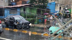 Condutor foi socorrido e levado para hospital - Foto: Cortesia ao TNH1