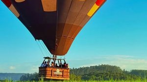 Balão caiu em SC com mais de 20 pessoas a bordo - Foto: Reprodução/Sobrevoar