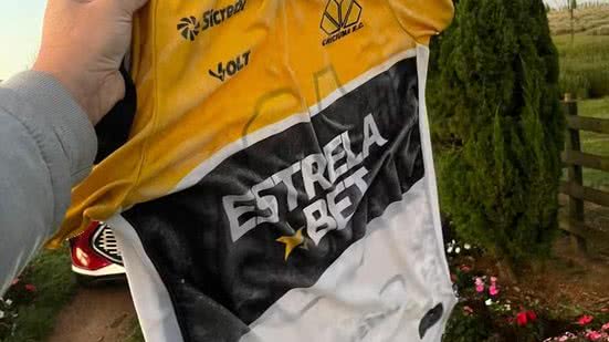 Camisa do Criciúma congela com frio de zero grau em Santa Catarina - Glauber Recco