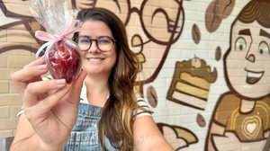 Imagem Que venham muitos morangos do amor