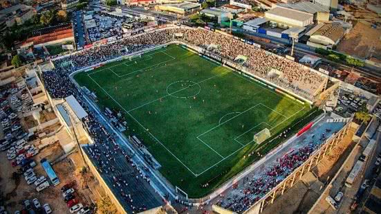 Estádio Coaracy da Mata Fonseca, em Arapiraca - Reprodução / @apollofotografiaefilms / ASA / Instagram