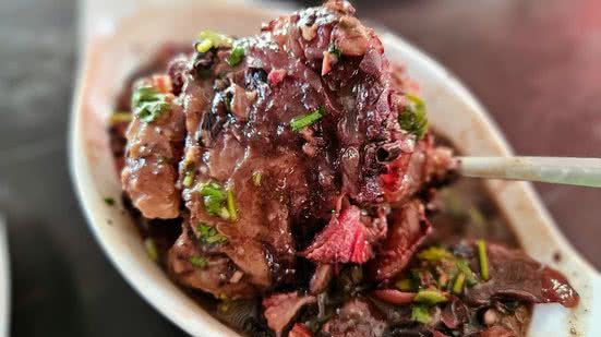 Imagem Feijoada com osso de patinho só no José Tenório