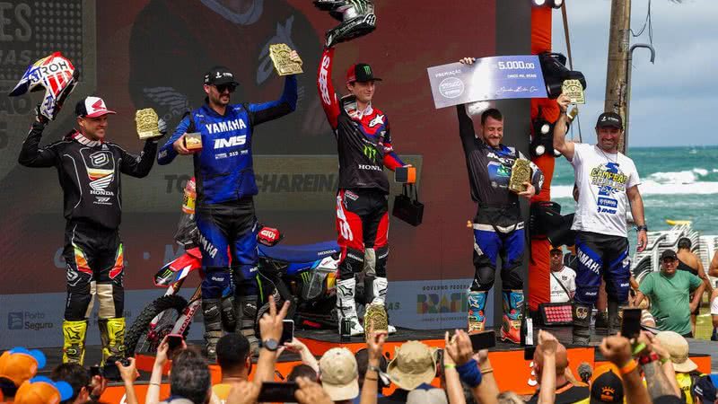 Imagem Com chegada em Alagoas, Sertões Petrobras premia os vencedores