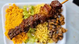 Imagem Espetos da Silvania: sucesso no centro de Maceió