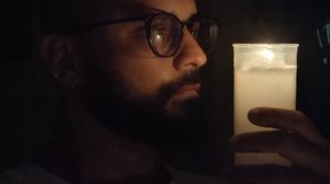 Imagem Ensaio aberto: jornalista Jamerson Soares une literatura e teatro em peça solo em Maceió