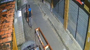 Mulher foi assassinada a facadas no Jacintinho - Foto: Reprodução