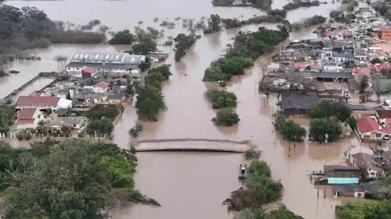 Jorge Schneid/Metsul