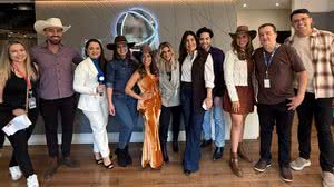 Imagem Direto de São Paulo: Maísa Carla acompanha coletiva de "A Fazenda 17"