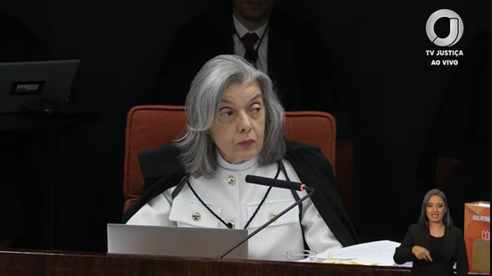 O julgamento será retomado com o voto da ministra Cármen Lúcia - Fabio Rodrigues Pozzebom / Agência Brasil