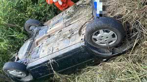 O carro foi encontrado nesta segunda-feira (29) às margens da BR-424, em Garanhuns, no agreste de Pernambuco - Divulgação/PRF