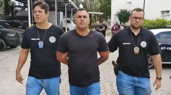 O policial penal José Rodrigo da Silva Ferrarini foi preso por atirar no entregador Valério Junior - Reprodução / TV Globo