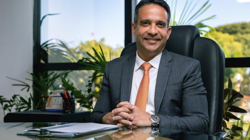 Governador anuncia lançamento do edital do concurso da Seplag: "comece a estudar"