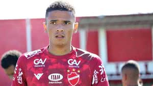 Marcos Vinicius Alves Barreira, jogador conhecido como Romário, em seus tempos de Vila Nova - Roberto Corrêa / Vila Nova