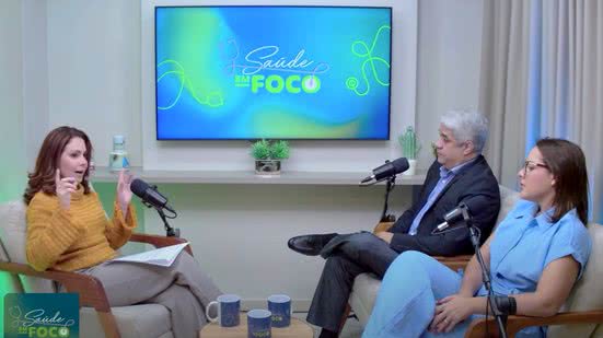 A apresentadora Beatriz Lacerda e os convidados especiais do sétimo episódio do Saúde em Foco: o neuropediatra Dr. Flávio Santana e a conselheira tutelar Renata Bittencourt - Reprodução / TV Pajuçara