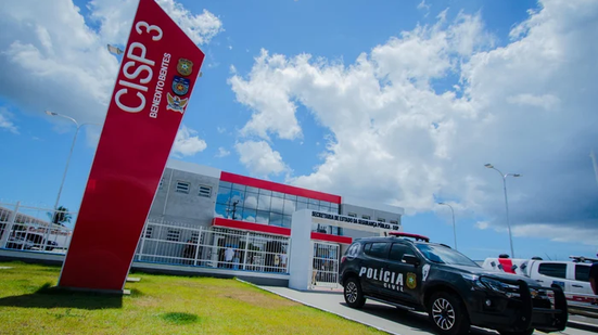 Casal foi levado à sede da Delegacia de Repressão ao Crime Organizado, que fica no Cisp 3, no Benedito Bentes - Foto: Arquivo/Agência Alagoas