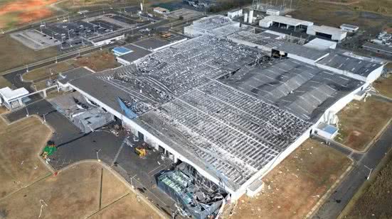 Imagem Toyota paralisa operação no Brasil após destruição de fábrica de motores em SP