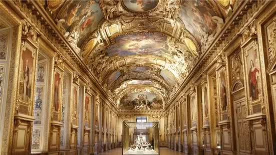 A Galeria de Apolo, no Museu de Louvre, em Paris, em imagem de arquivo - Museu do Louvre / Divulgação