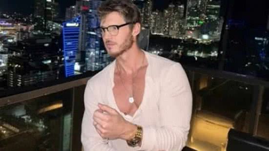 Imagem Quem é o cantor que foi morto a tiros em tentativa de assalto; polícia investiga