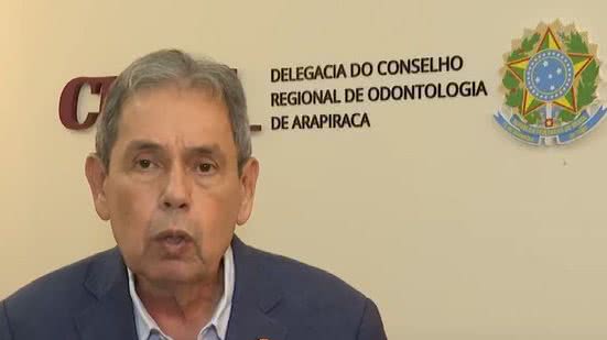 Carlos Macedo, presidente do Conselho Regional de Odontologia em Alagoas - Reprodução / TV Pajuçara
