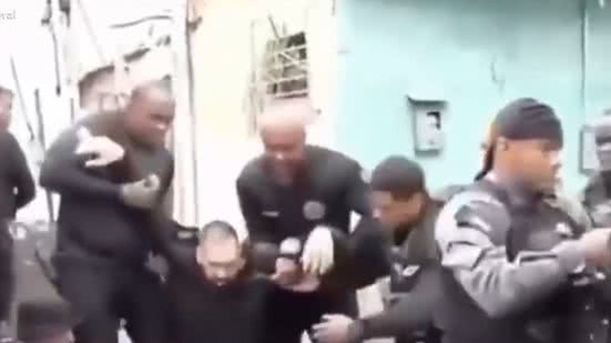 Delegado baleado em operação no Rio tem a perna amputada - Reprodução / Record