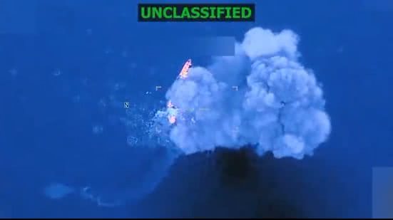 Imagem de um dos ataques feitos recentemente pelos EUA - Reprodução / X / Sec. War