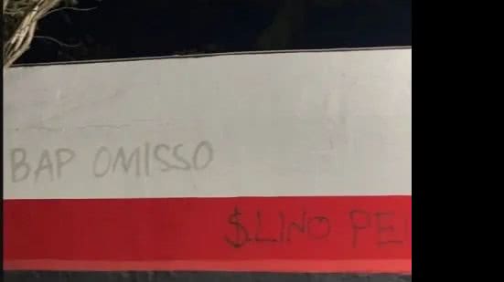 Flamengo tem sede pichada após derrota para o Bahia: 'Lino peladeiro' - Reprodução