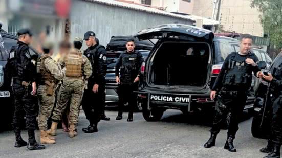 Homem invade comércio, tenta fugir pelos telhados e é contido pela polícia no Poço - Ascom PC-AL