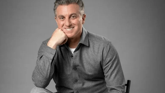 Luciano Huck, apresentador - Foto: Divulgação/South Suaaait