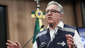 Intoxicação por metanol: casos suspeitos devem aumentar, diz ministro - José Cruz / Agência Brasil